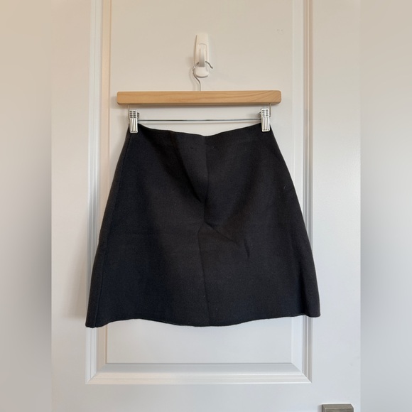 Brand New! Versatile Zara Charcoal Midi Skirt (perfect for the Fall!) - Picture 2 of 5